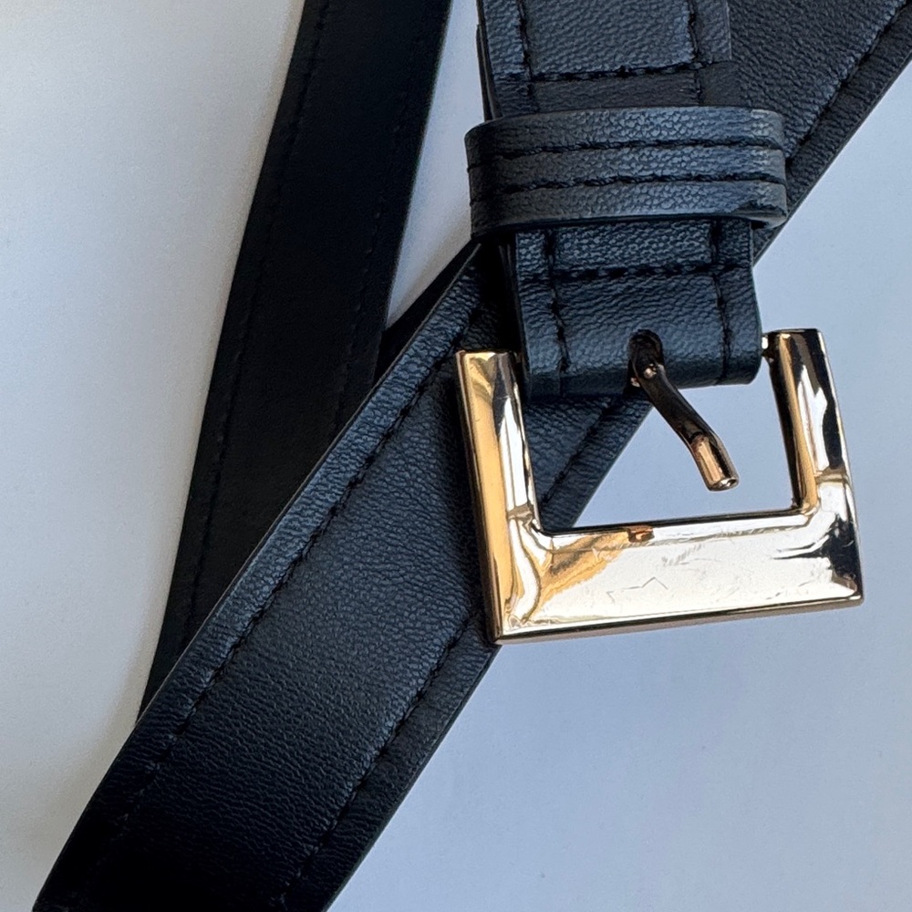 Elegant Black Leather Belt